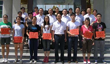 金秋助學、善舉流芳