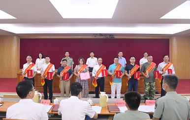 廣東霸王花集團(tuán)總裁朱榮業(yè)榮獲2023年度河源市“最美擁軍人物”