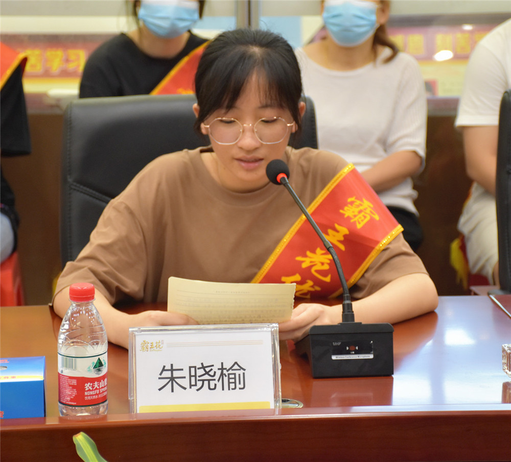 1630316891105806.jpg 學生代表發言朱曉瑜.jpg